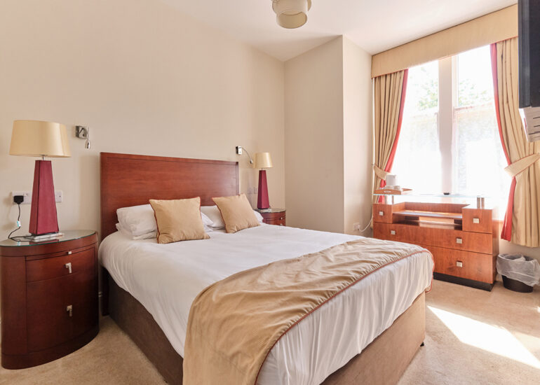 03 Deluxe Double Room / Max Guest 02