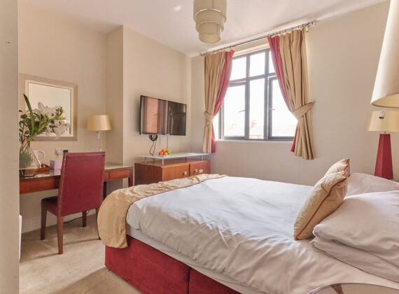 Room 10